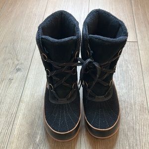 Women’s like new Sorel boot